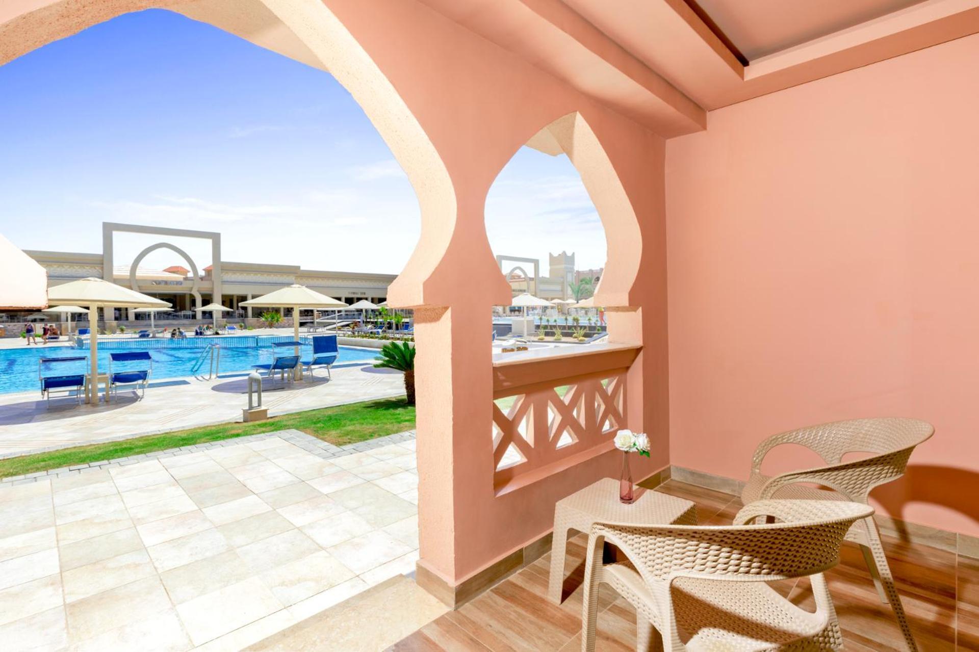 Chambre Double Deluxe - Vue sur Piscine